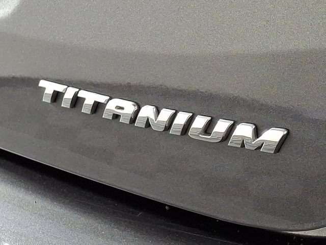 Used 2015 Ford Focus Titanium FWD image 32