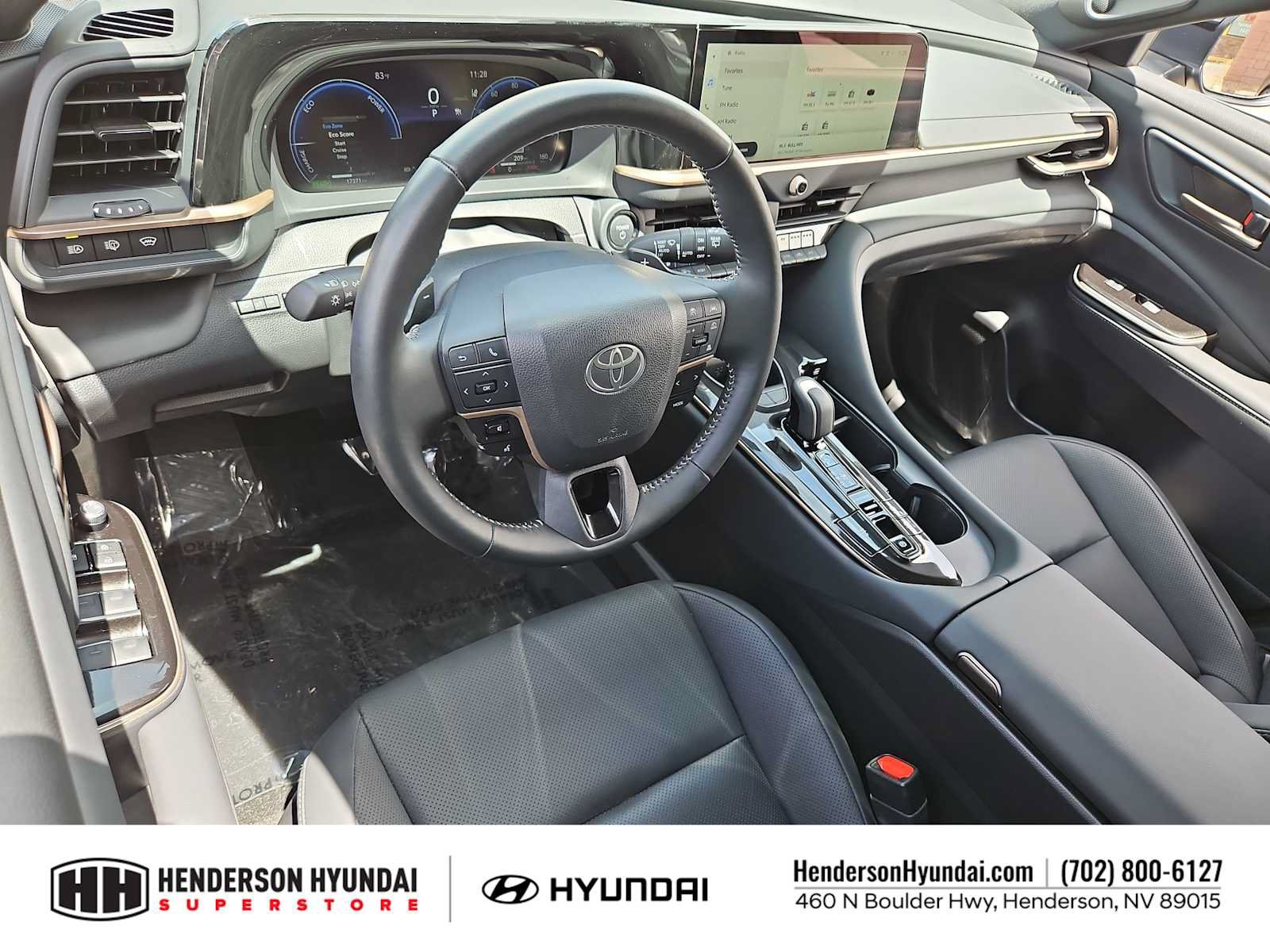Used 2025 Toyota Crown Signia AWD/4WD image 10