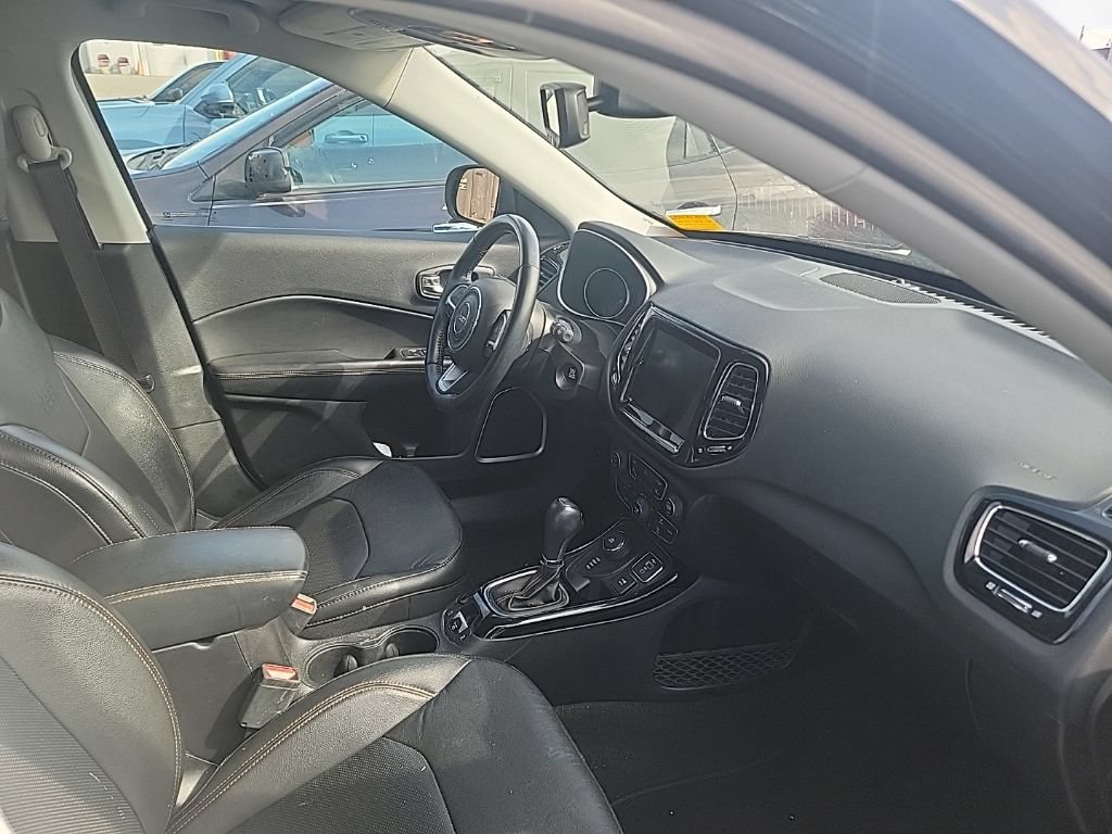 Used 2021 Jeep Compass Limited AWD/4WD image 16