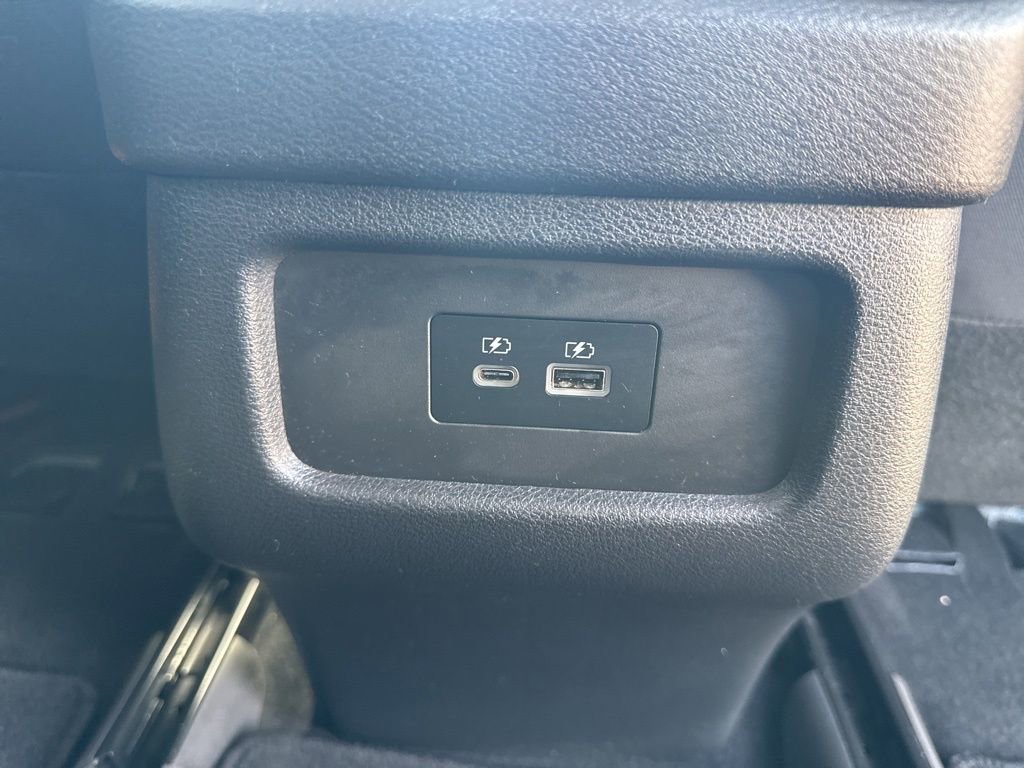 Used 2022 Nissan Pathfinder SV w/ SV Premium Package AWD/4WD image 32
