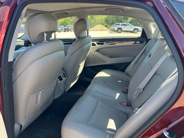 Used 2015 Hyundai Genesis 3.8 w/ Option Group 02 AWD/4WD image 29