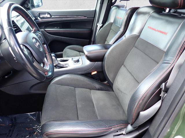 Used 2021 Jeep Grand Cherokee Trailhawk w/ Premium Lighting Group AWD/4WD image 13