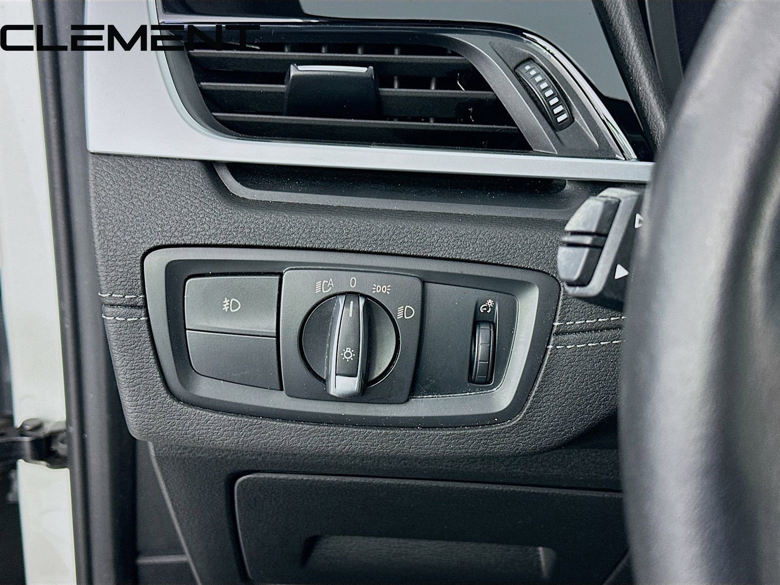 Used 2020 BMW X1 xDrive28i image 13