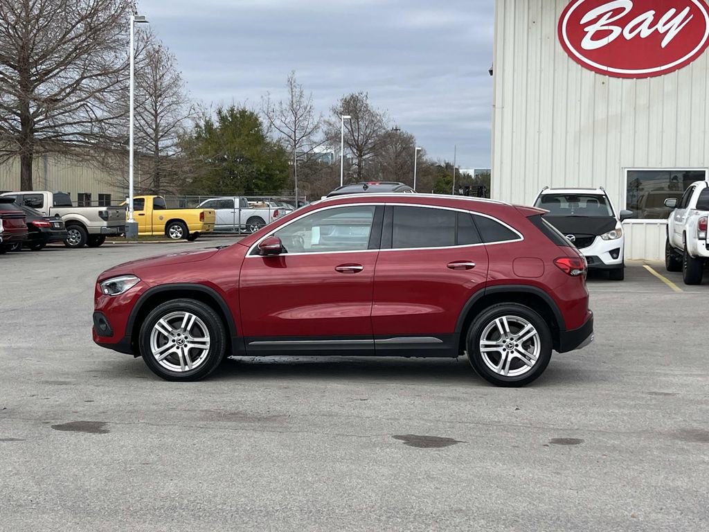 Used 2021 Mercedes-Benz GLA 250 4MATIC image 2