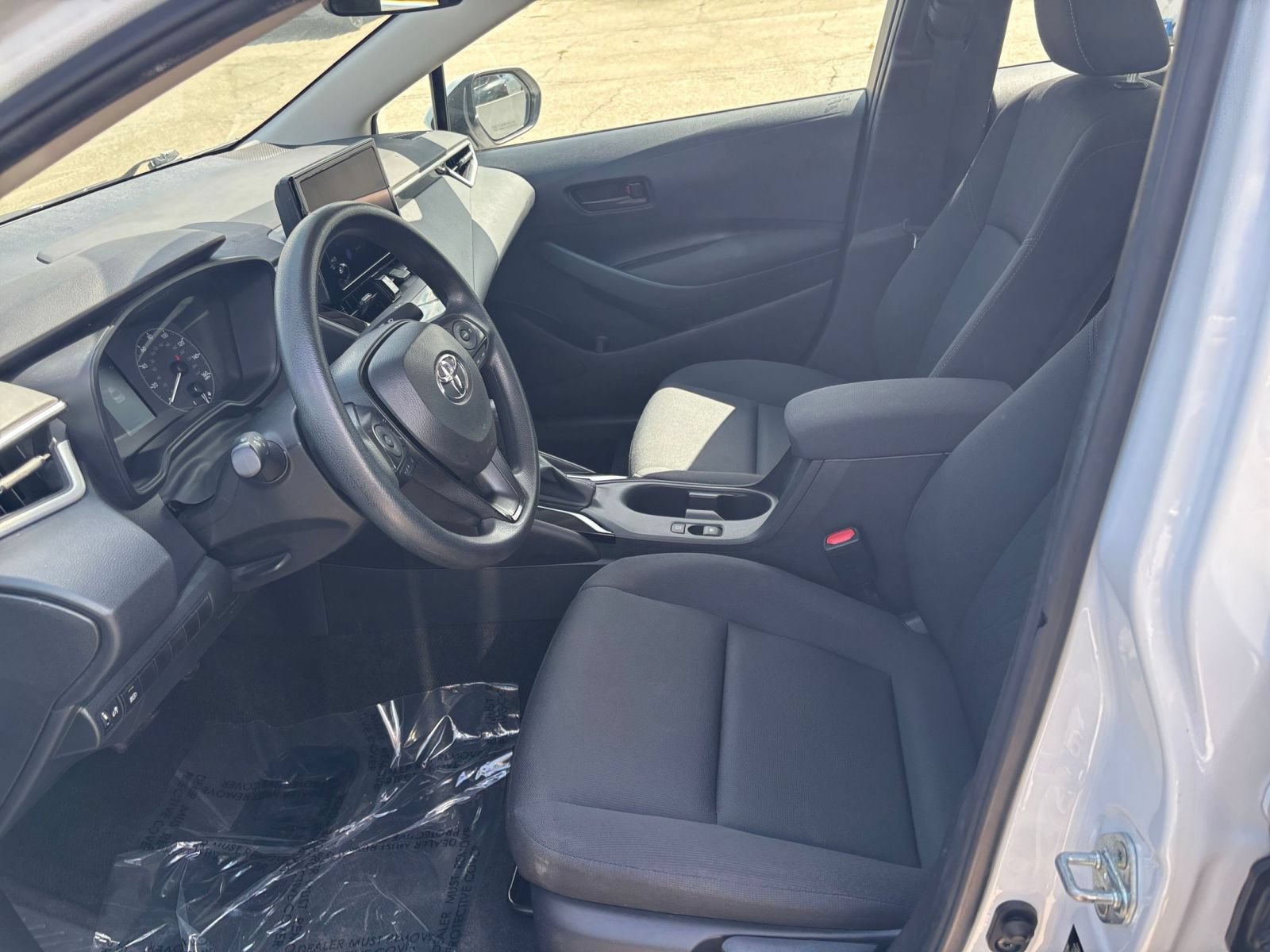 Used 2023 Toyota Corolla LE FWD image 24