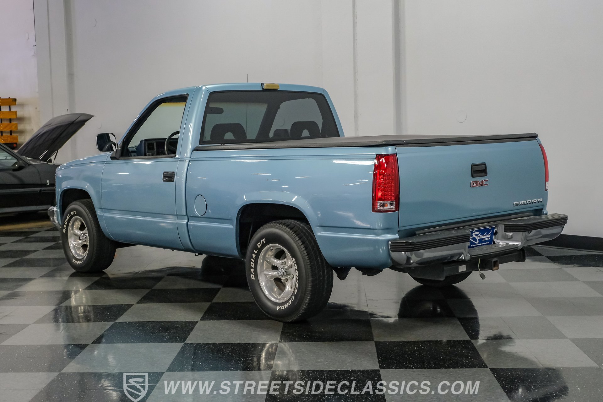 Used 1992 GMC Sierra 1500 2WD Regular Cab image 9
