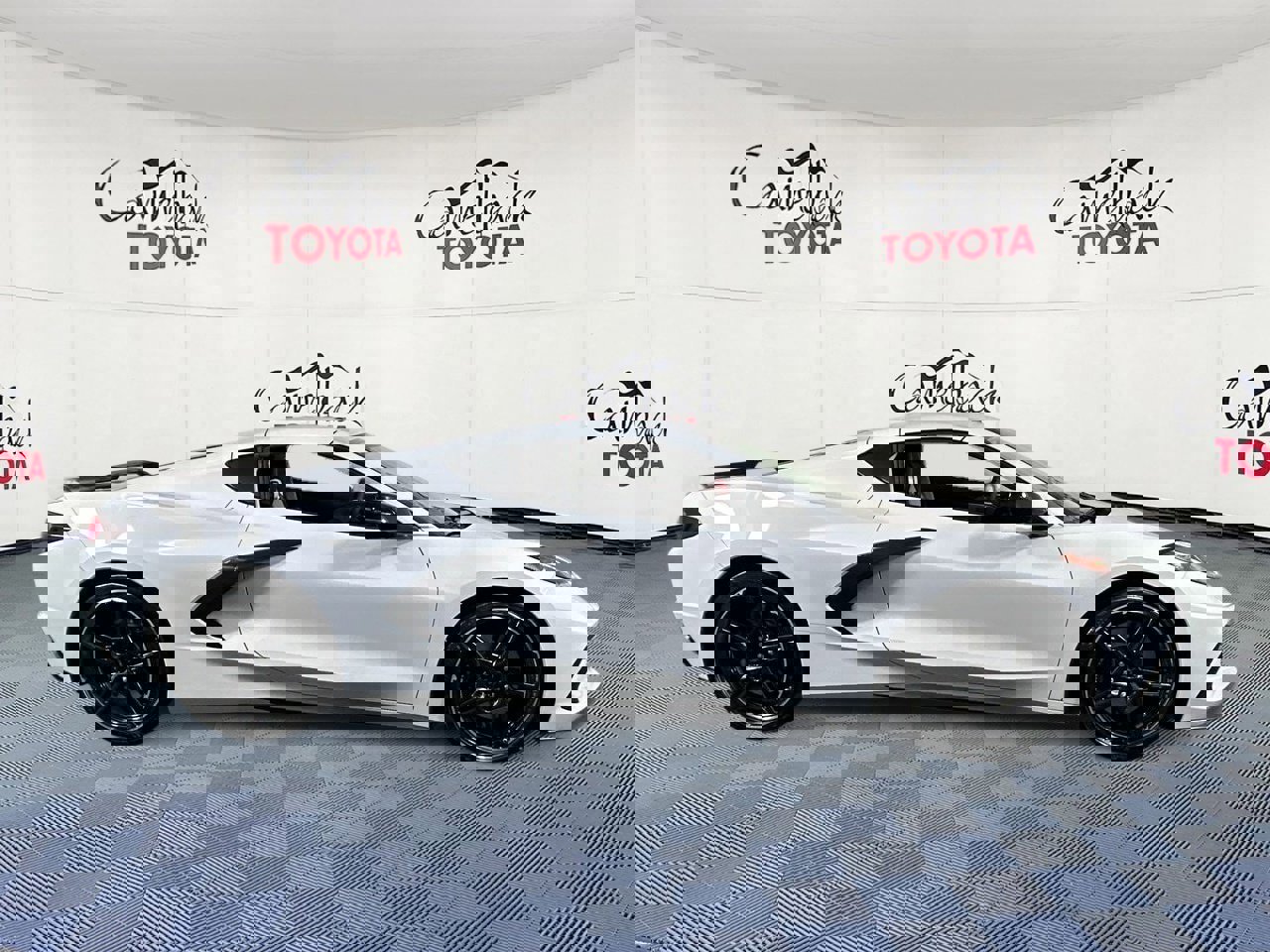 Used 2020 Chevrolet Corvette Stingray Premium Cpe w/ 3LT Preferred Equipment Group image 8