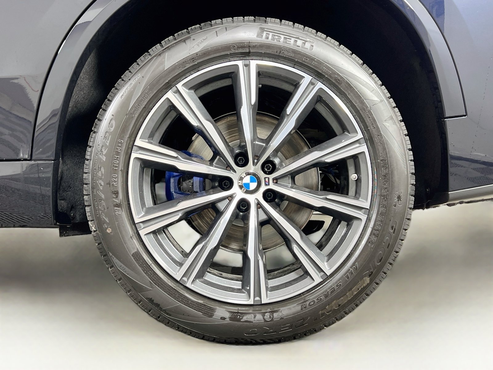 Used 2026 BMW X5 xDrive40i w/ M Sport Package AWD/4WD image 33