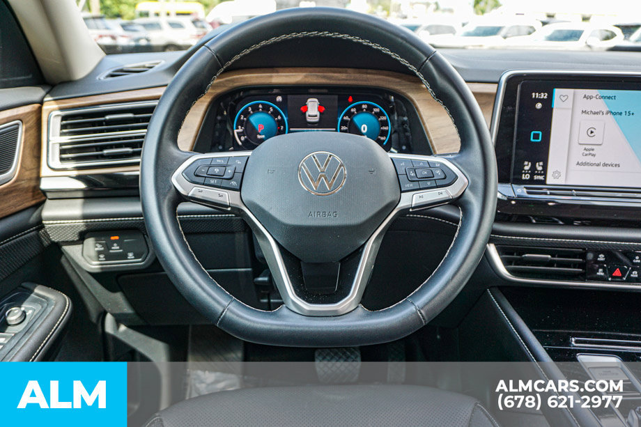 Used 2025 Volkswagen Atlas SE FWD image 29