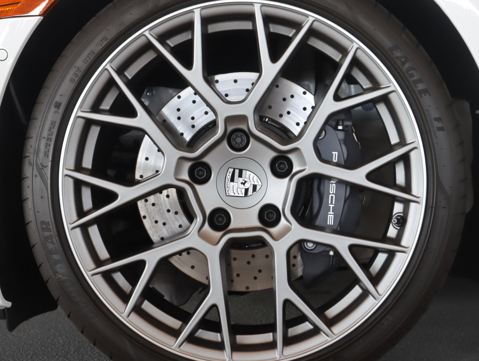 Used 2026 Porsche 911 Carrera RWD image 28