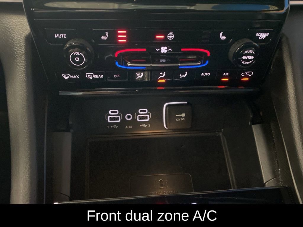 Used 2025 Jeep Grand Cherokee Altitude AWD/4WD image 7
