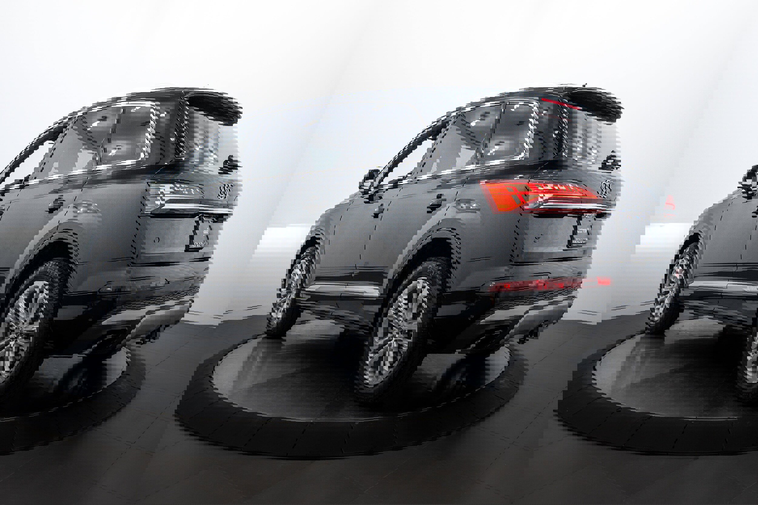 Certified 2025 Audi Q7 3.0T Premium Plus w/ Premium Plus Package image 5