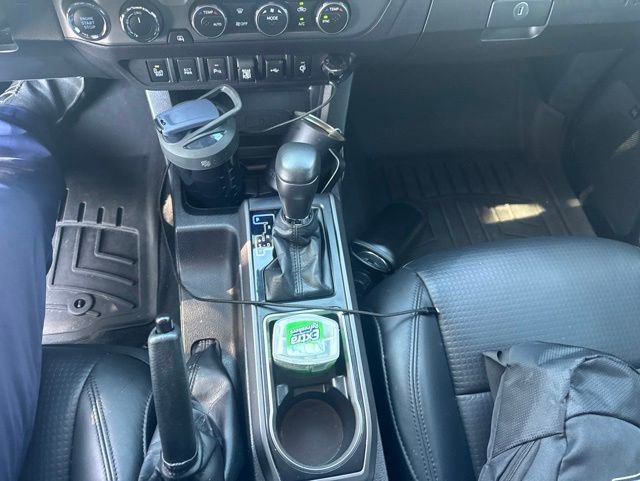 Certified 2021 Toyota Tacoma TRD Off-Road w/ TRD Premium Off Road Package AWD/4WD image 18