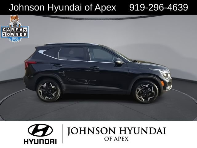 Used 2024 Kia Seltos EX image 10