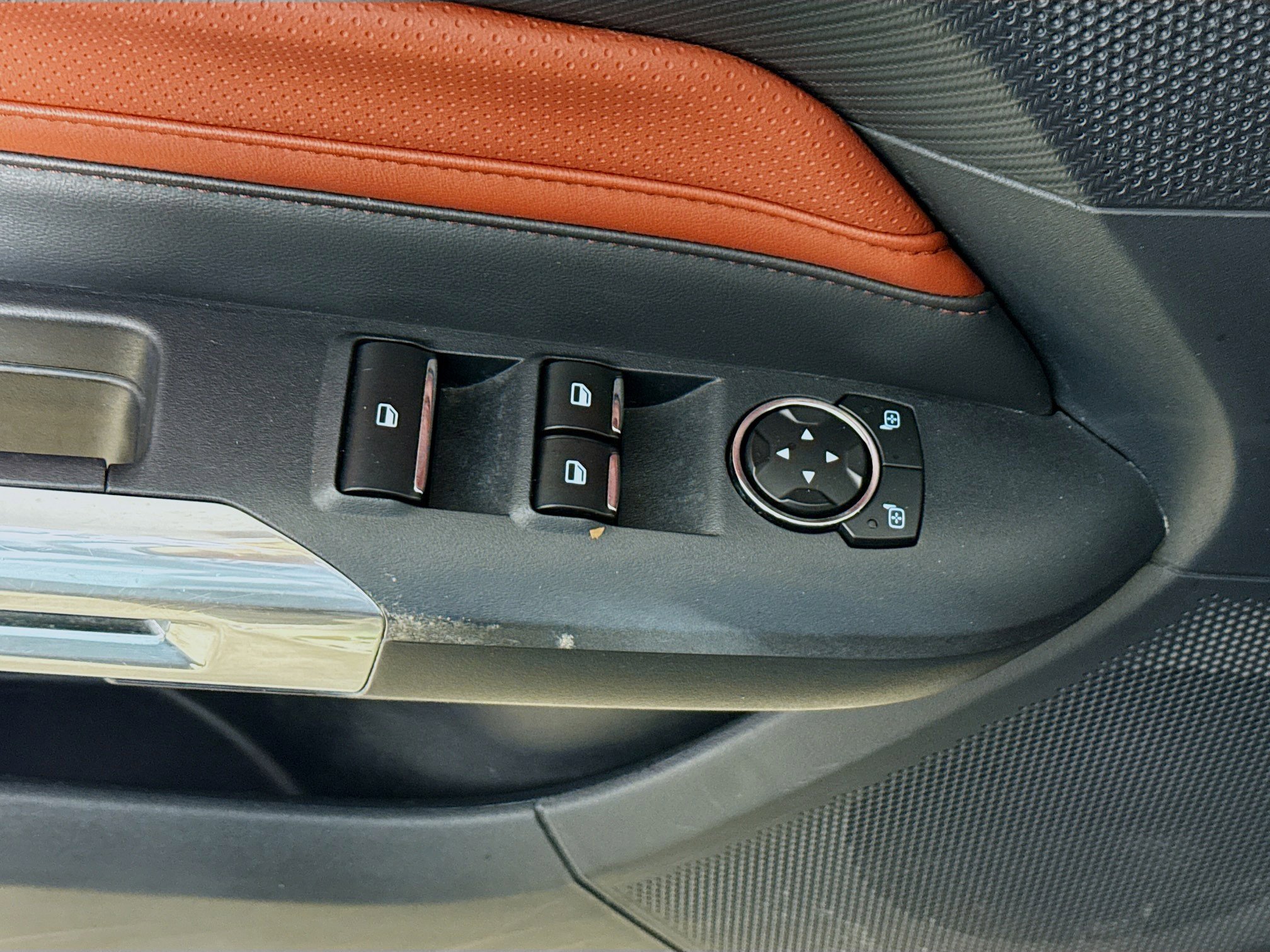 Used 2024 Ford Mustang Premium image 20