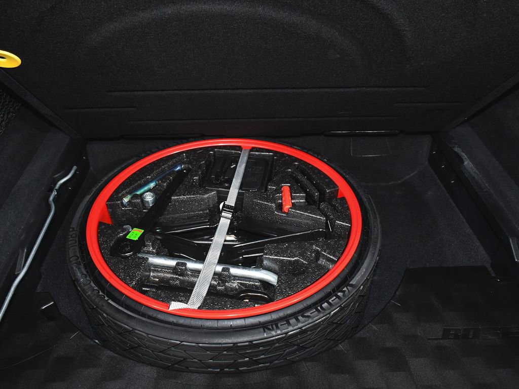 Used 2021 Porsche Cayenne GTS w/ Premium Package Plus image 63