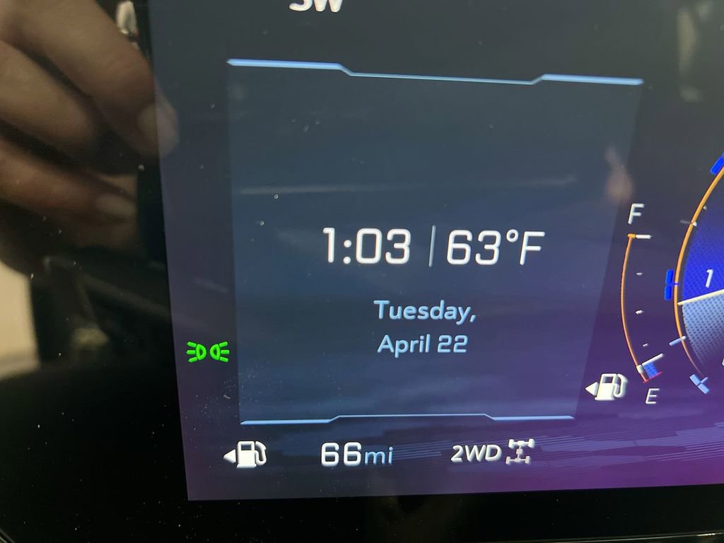 Used 2025 Chevrolet Equinox RS image 12