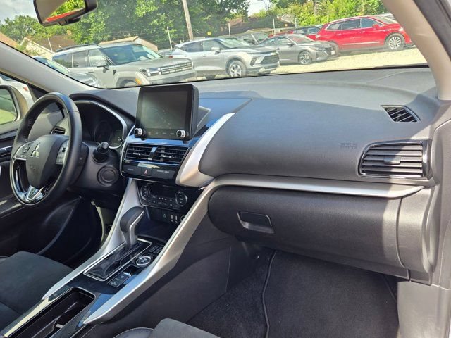 Used 2024 Mitsubishi Eclipse Cross SE AWD/4WD image 30