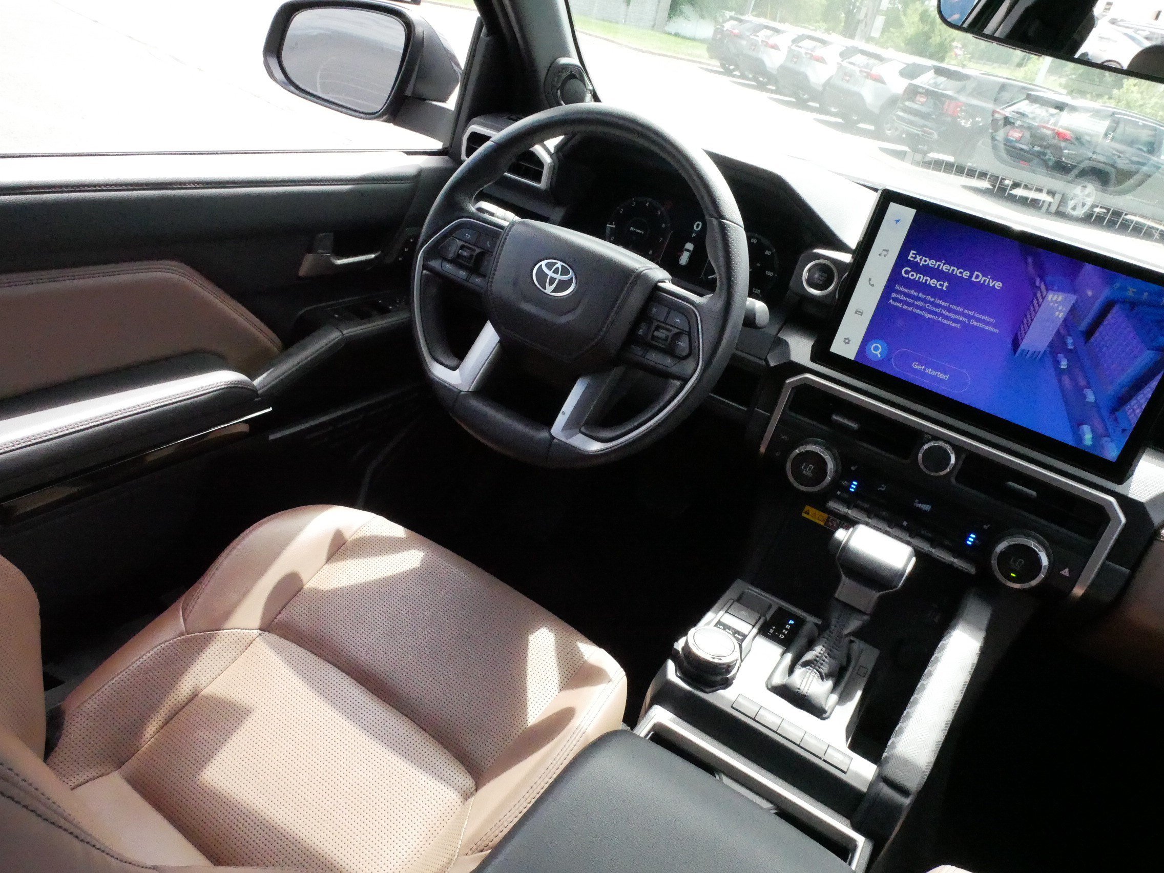 Used 2025 Toyota 4Runner Limited AWD/4WD image 9