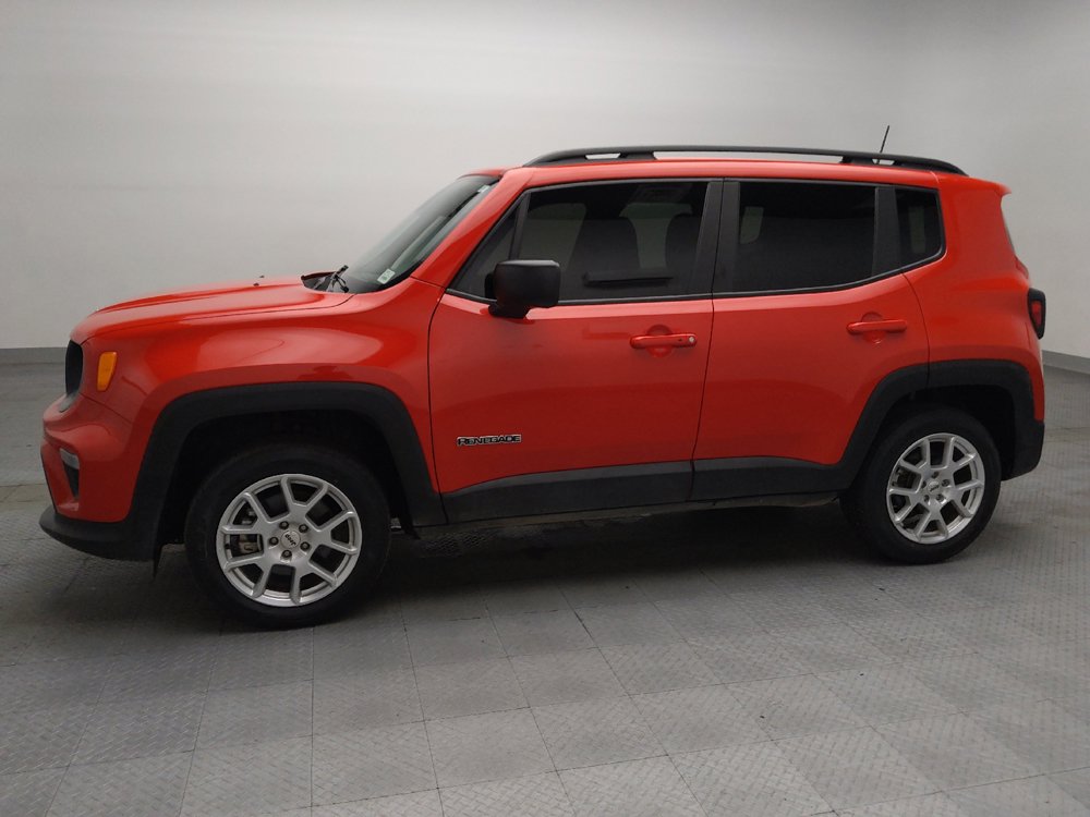 Used 2022 Jeep Renegade Latitude w/ Convenience Group AWD/4WD image 2