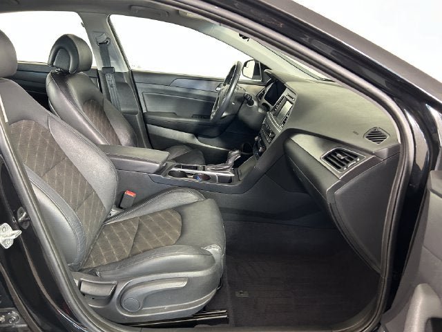 Used 2017 Hyundai Sonata Sport w/ Value Edition Package 02 FWD image 53