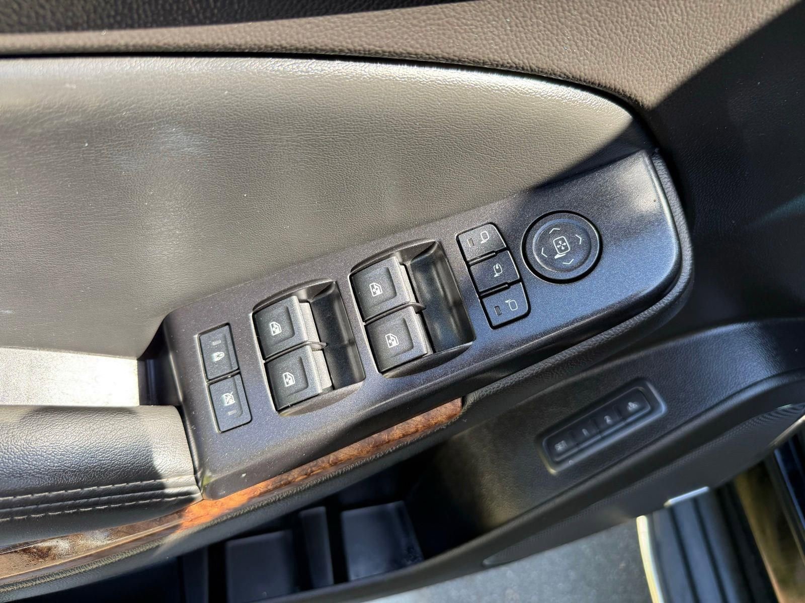 Used 2016 Chevrolet Tahoe LTZ image 16