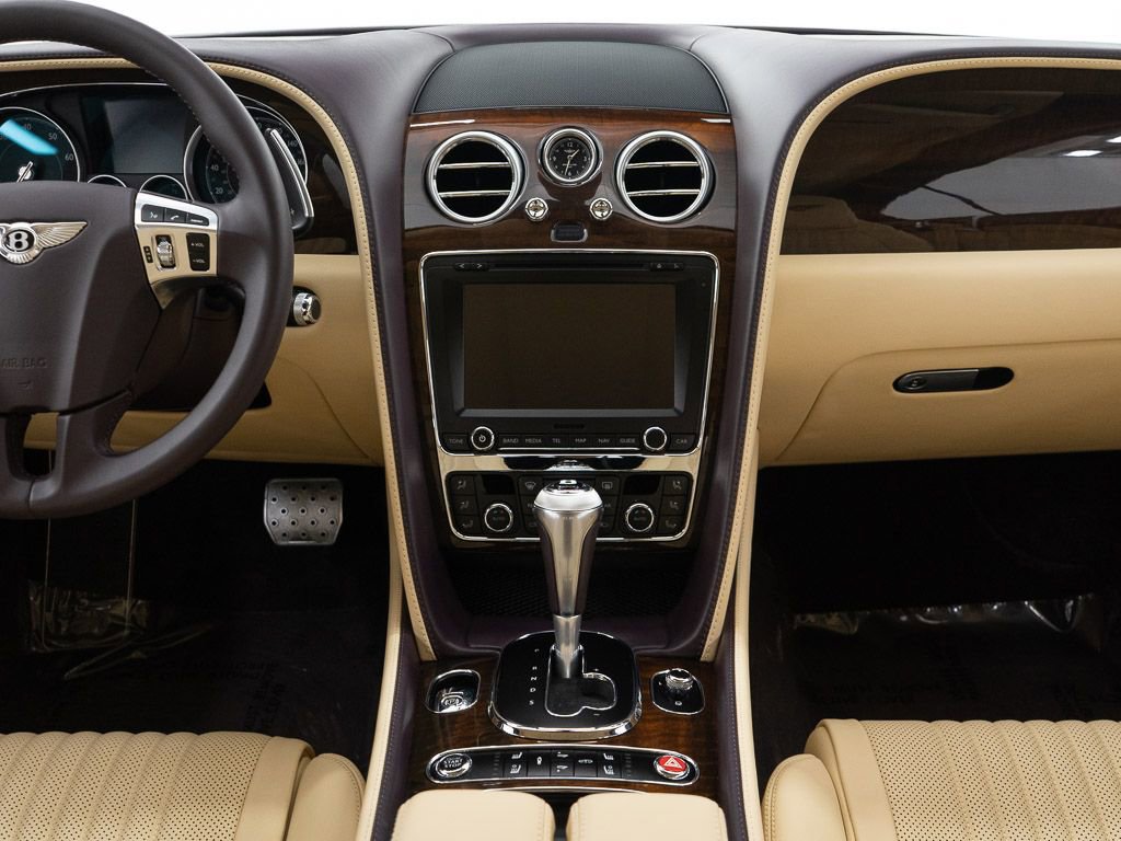 Used 2017 Bentley Continental GT image 25