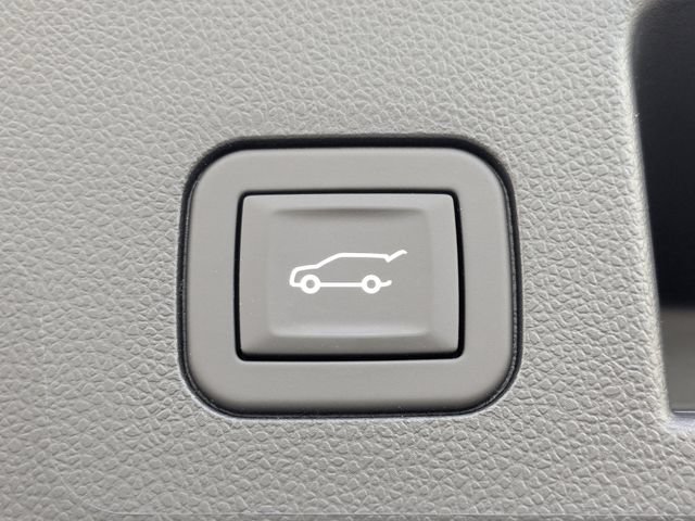 Certified 2026 Chevrolet Equinox ACTIV w/ Convenience Package III AWD/4WD image 16