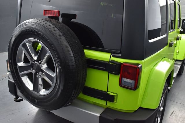 Used 2012 Jeep Wrangler Unlimited Sahara AWD/4WD image 17