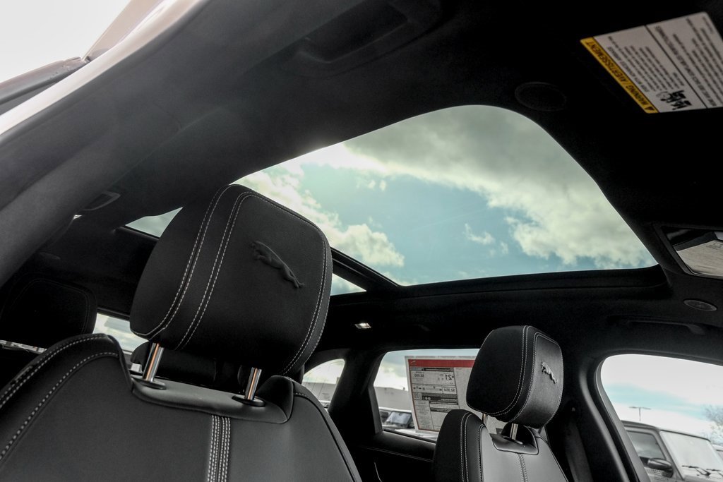 New 2026 Jaguar F-PACE R-Dynamic S image 22