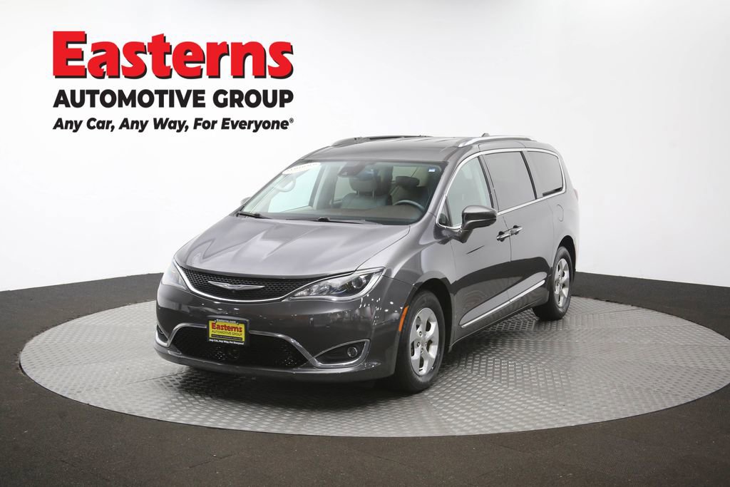 Used 2017 Chrysler Pacifica Touring-L Plus w/ Advanced Safetytec Group FWD image 57