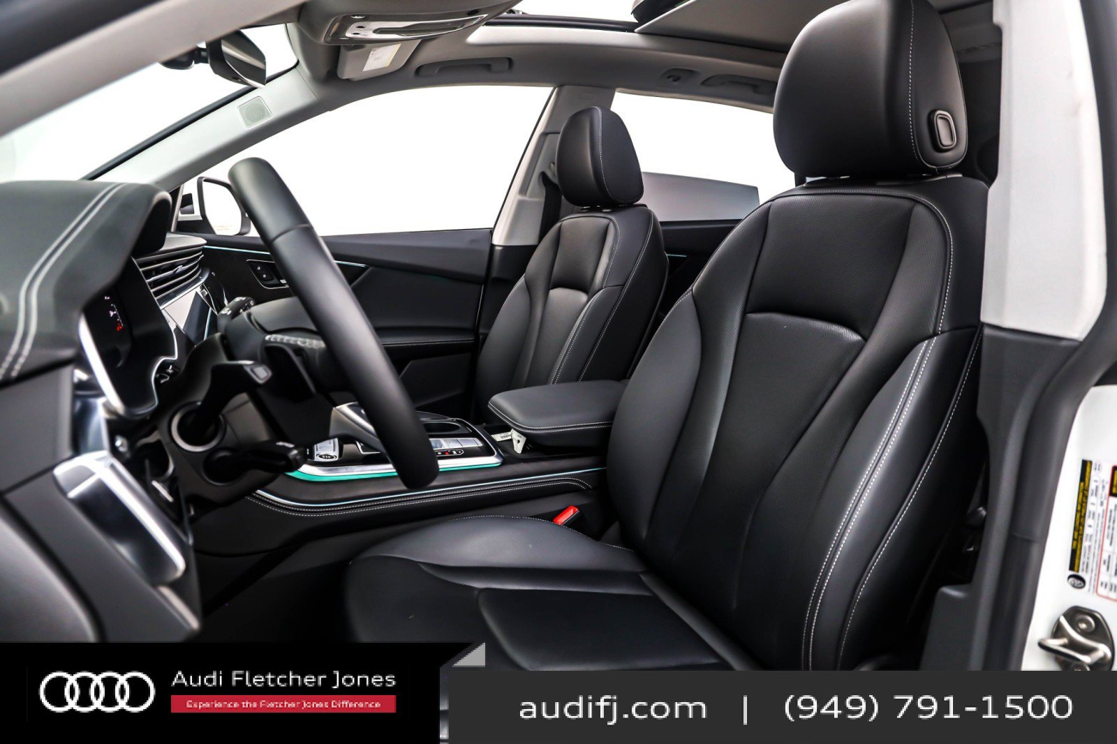 Used 2023 Audi Q8 Prestige w/ Prestige Package image 17