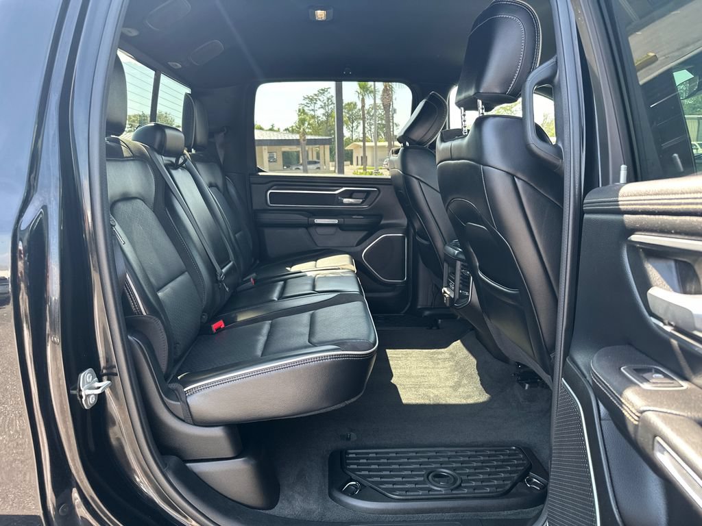 Used 2023 RAM 1500 Laramie AWD/4WD image 18