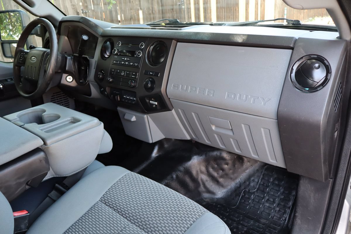 Used 2016 Ford F350 XL w/ Power Equipment Group AWD/4WD image 16