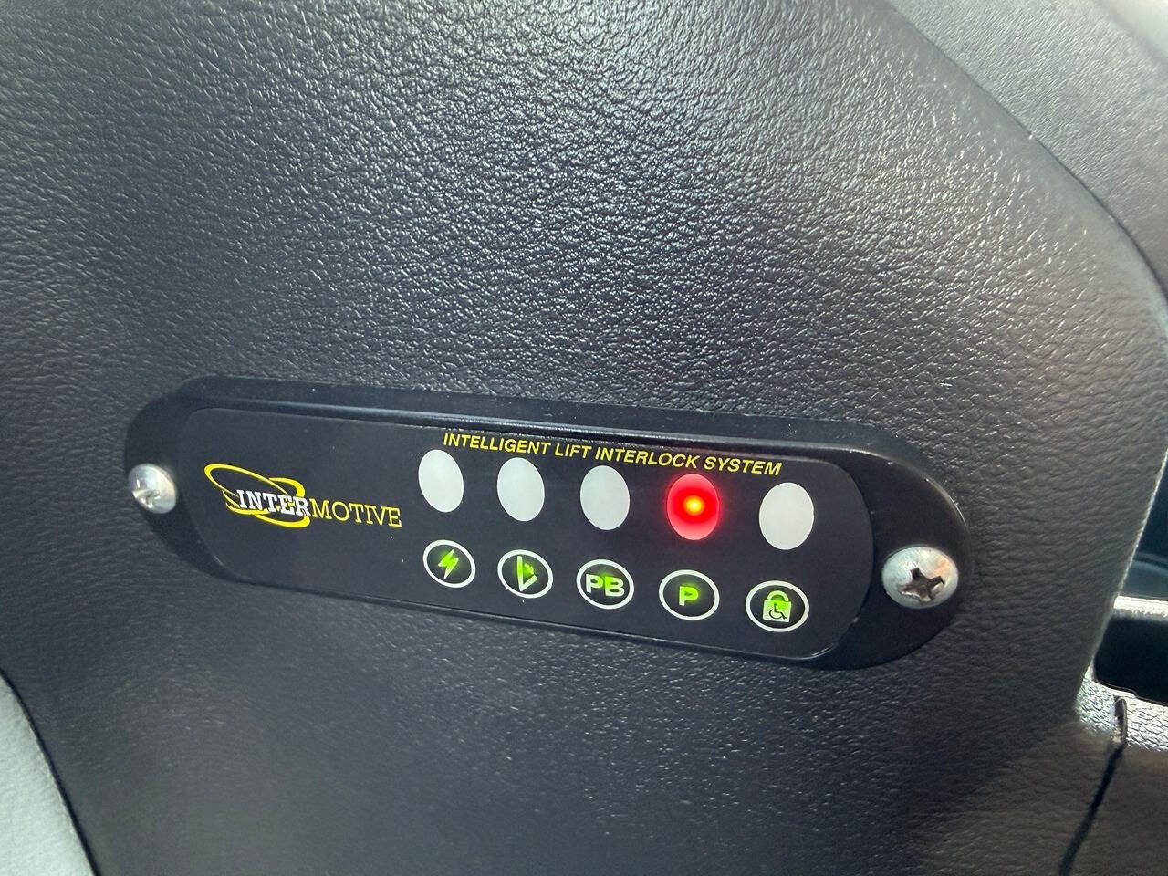 Used 2016 Ford Transit 350 XLT RWD image 38
