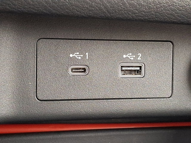 Used 2023 Nissan Rogue SV w/ SV Premium B Package image 24