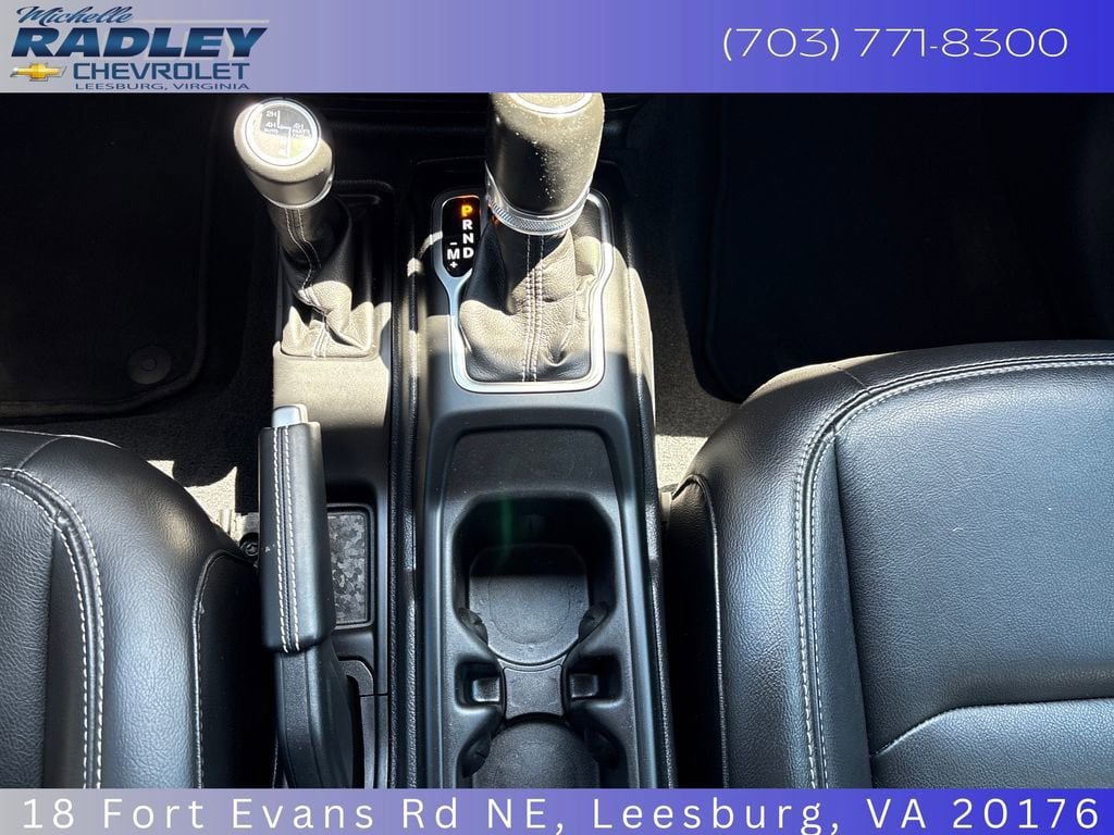 Used 2023 Jeep Wrangler Unlimited Sahara w/ Cold Weather Group AWD/4WD image 20