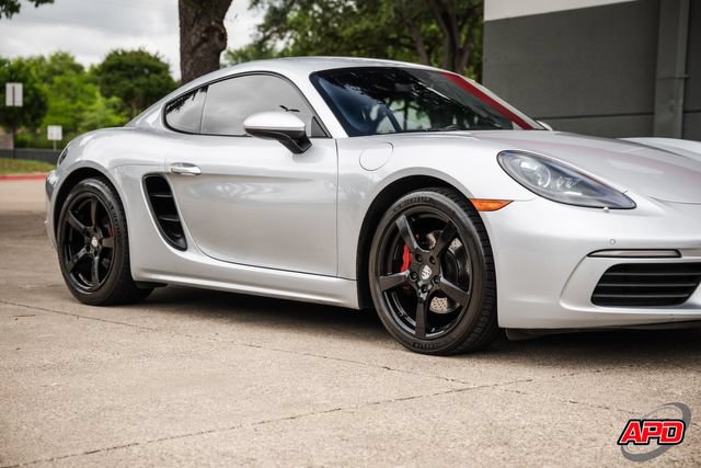 Used 2017 Porsche 718 Cayman RWD image 52