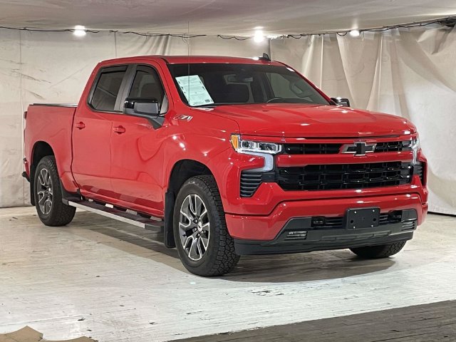 Used 2023 Chevrolet Silverado 1500 RST AWD/4WD image 8