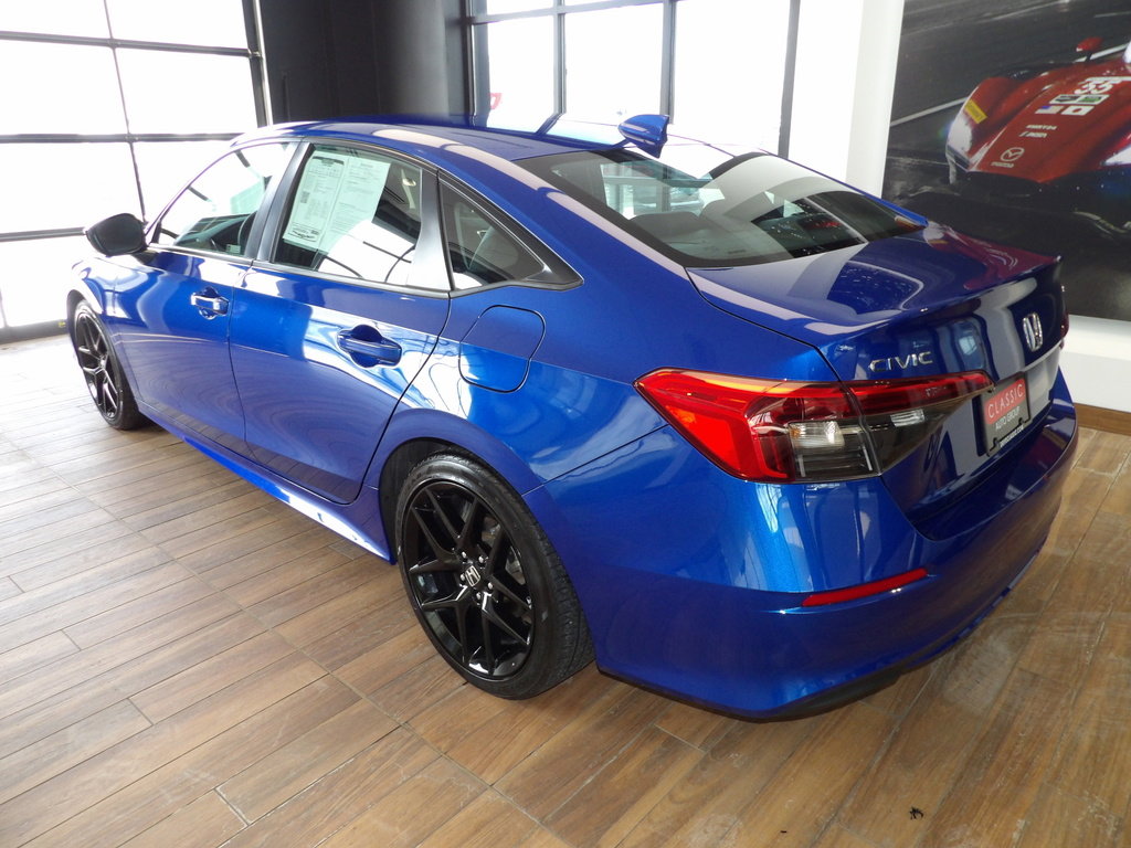 Used 2023 Honda Civic Sport image 8