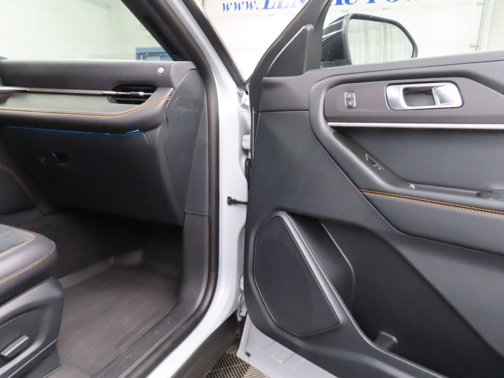 Used 2026 Ford Explorer Tremor w/ Tremor Convenience Package AWD/4WD image 36