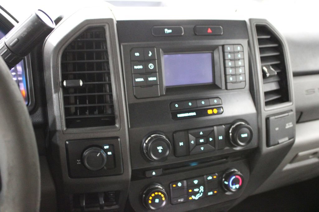 Used 2017 Ford F350 XL w/ Power Equipment Group AWD/4WD image 22