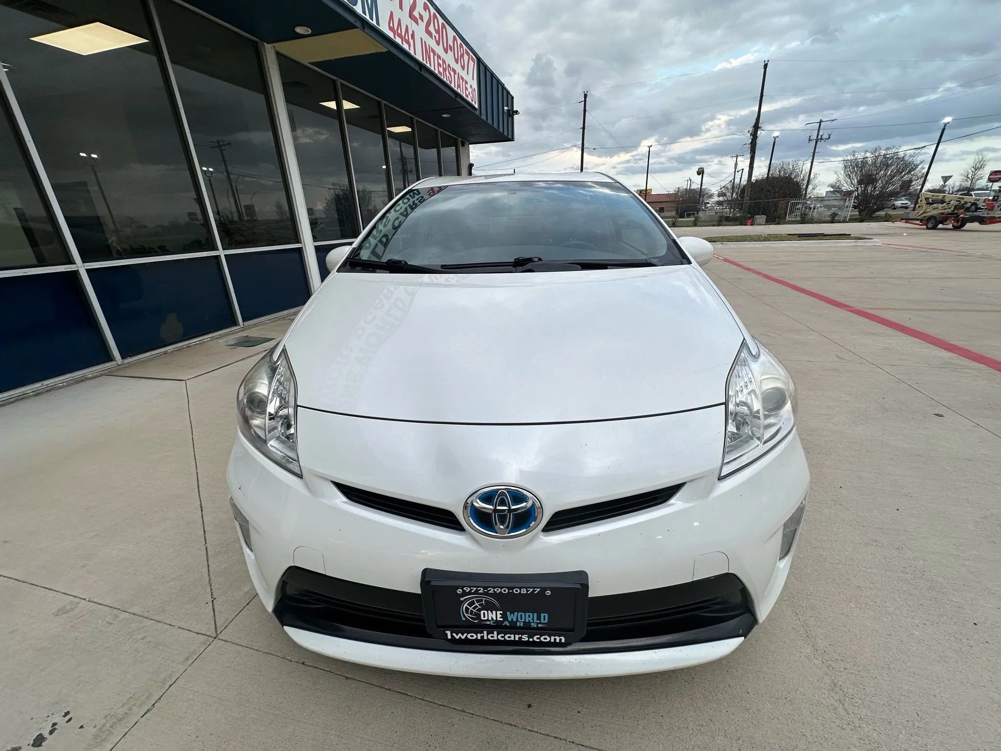 Used 2014 Toyota Prius Three image 8