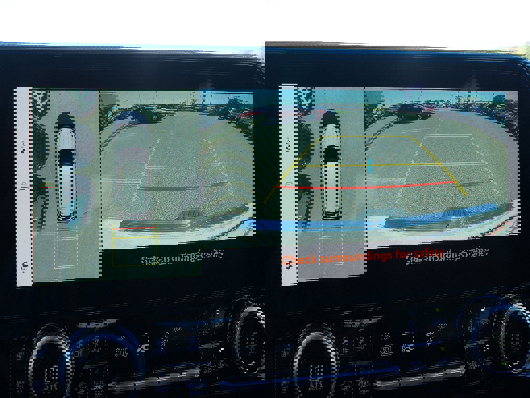 New 2026 Toyota Highlander Platinum image 16