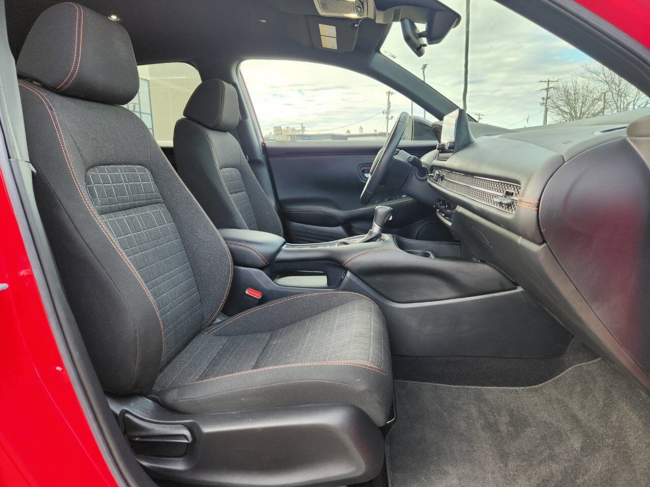 Used 2024 Honda HR-V Sport image 14