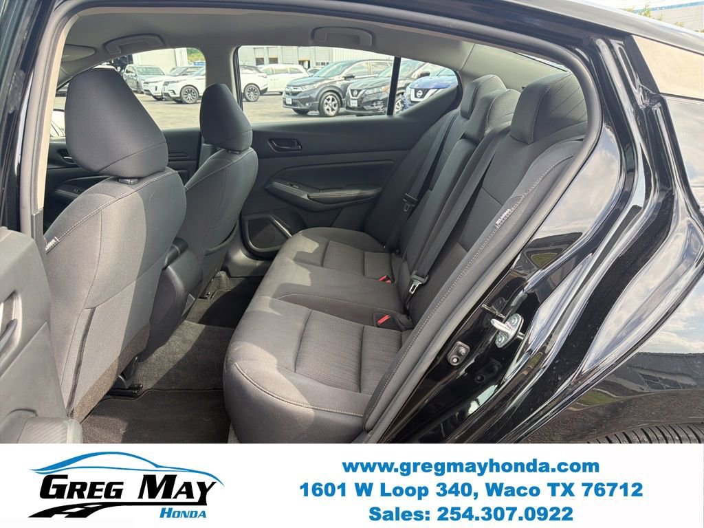 Used 2024 Nissan Altima 2.5 SV image 25