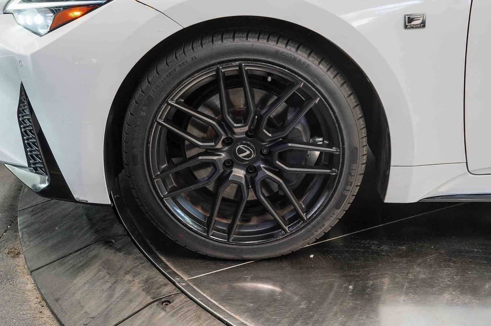 Used 2023 Lexus IS 350 F Sport AWD/4WD image 9