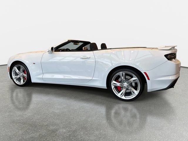 Used 2021 Chevrolet Camaro SS RWD image 3