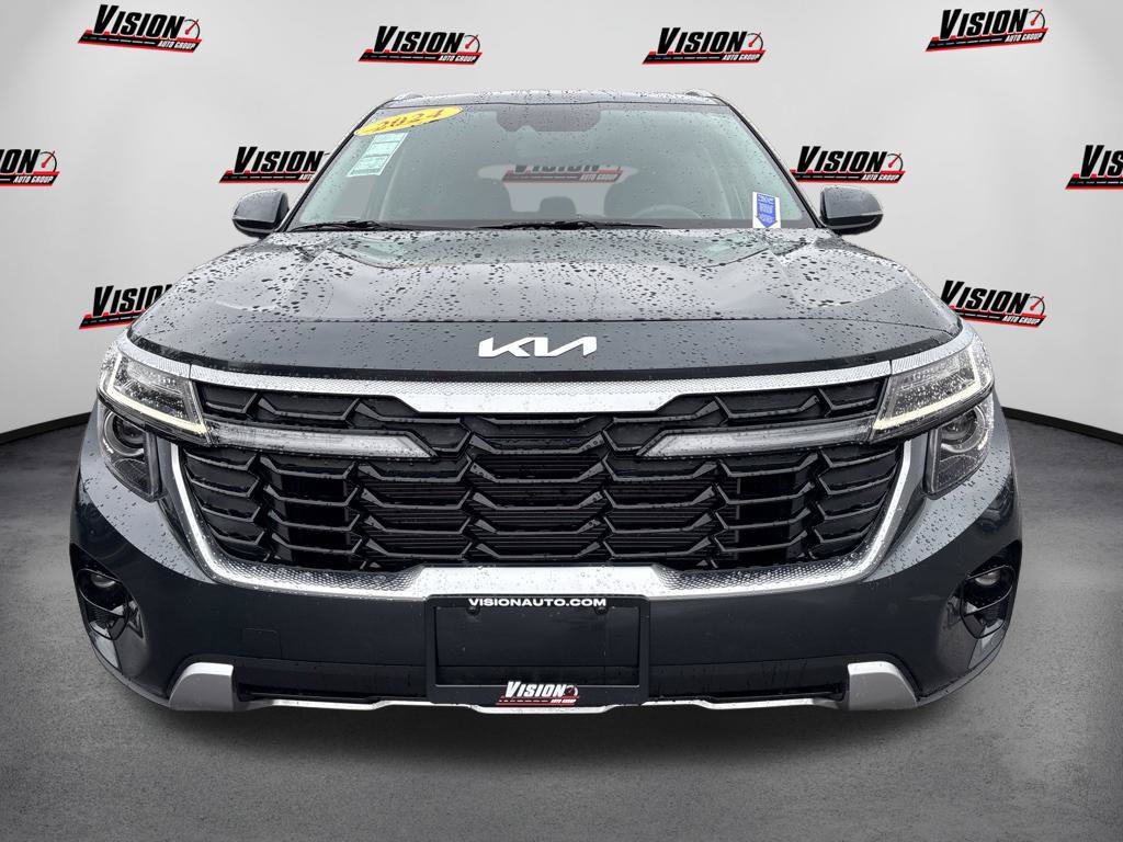Used 2024 Kia Seltos S AWD/4WD image 2