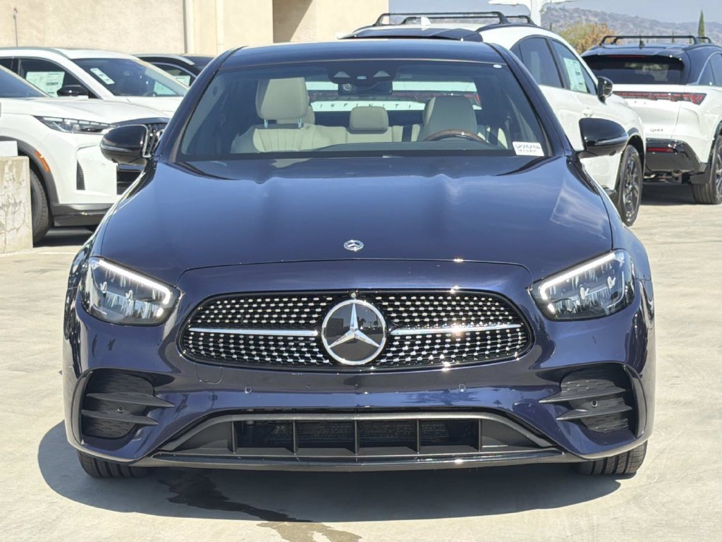 Used 2021 Mercedes-Benz E 450 4MATIC Sedan image 3